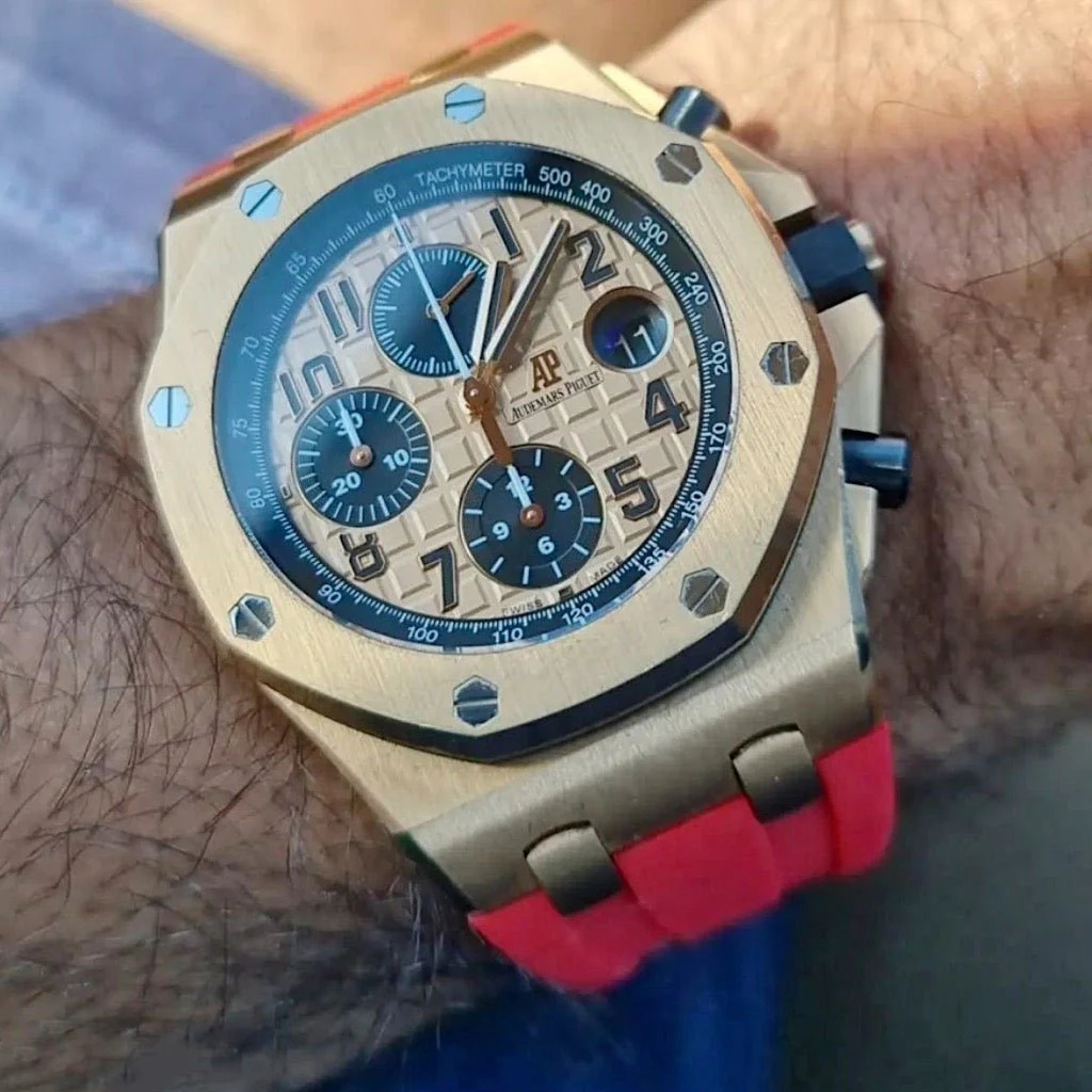 Red Rubber Strap for AP 42mm - Image 3